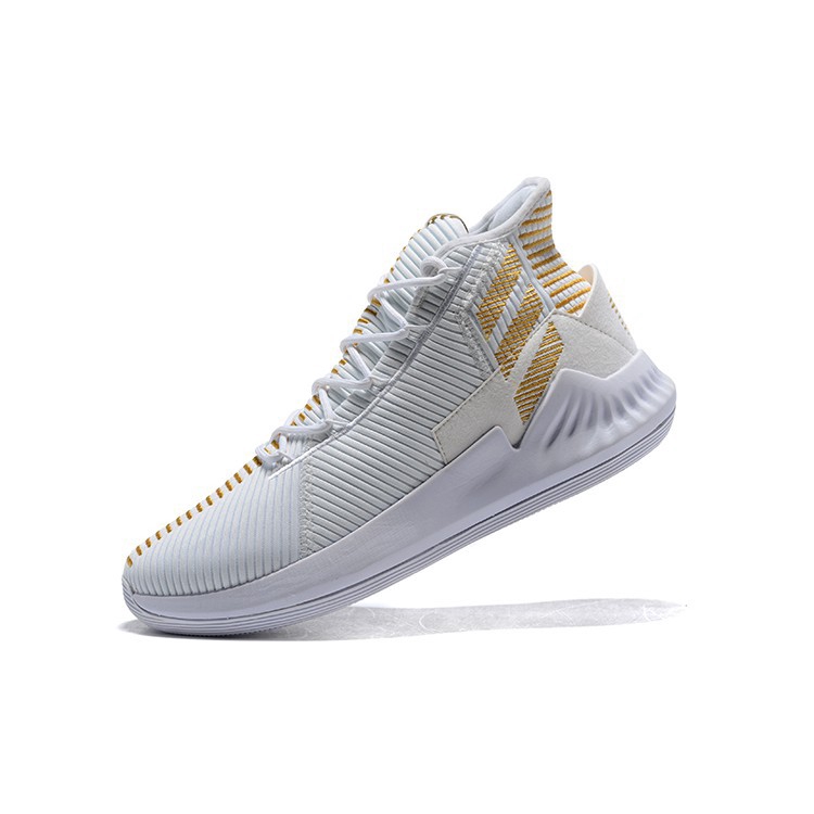 d rose white shoes