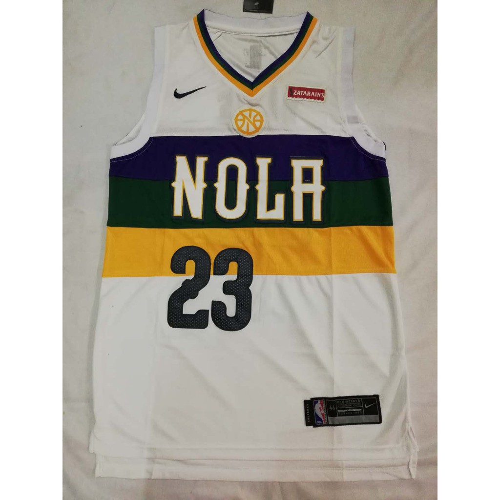 nola davis jersey