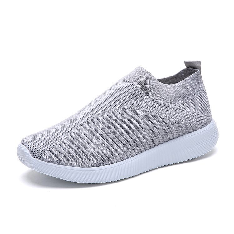 casual sneakers for flat feet