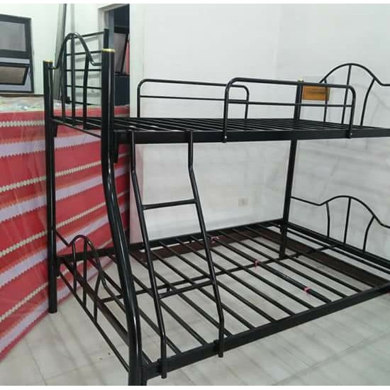 double deck bed with stairs