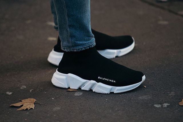 balenciaga speed runner shoes price