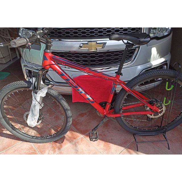 red mountain bike