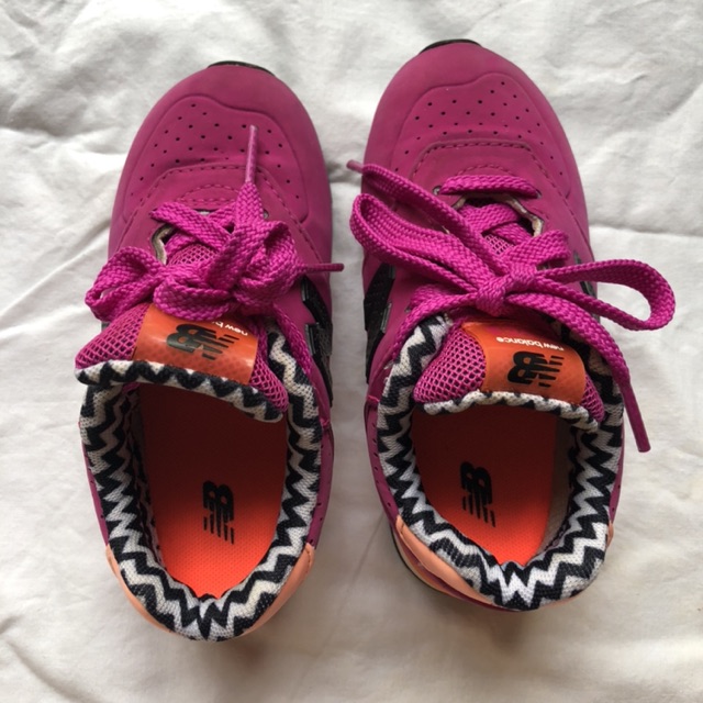 new balance fuschia