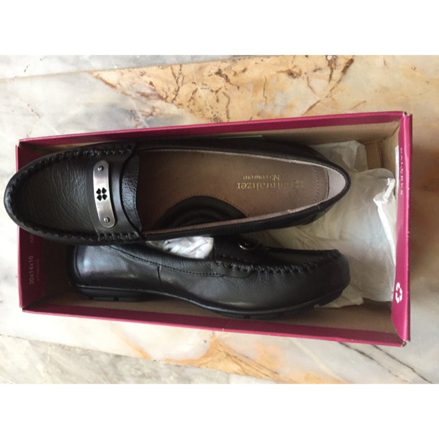 naturalizer ladies dress shoes