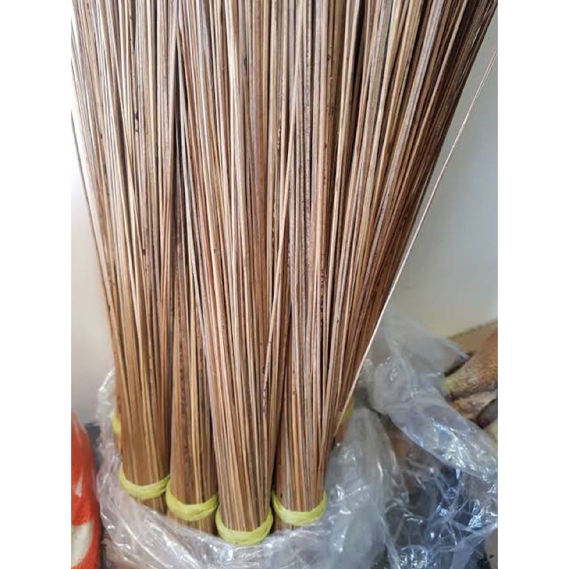 Walis Tingting, Native Filipino Coconut Broom from Pagudpud, Ilocos Norte Shopee Philippines