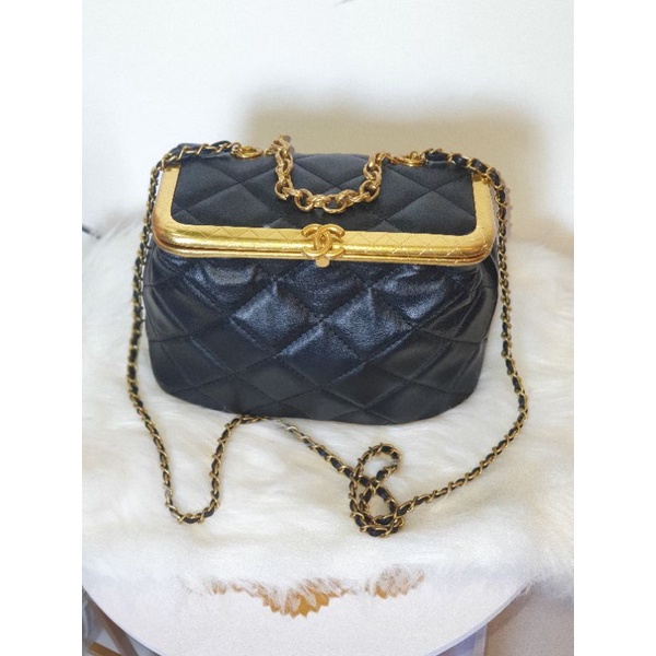 chanel kisslock gold sling bag | Shopee Philippines