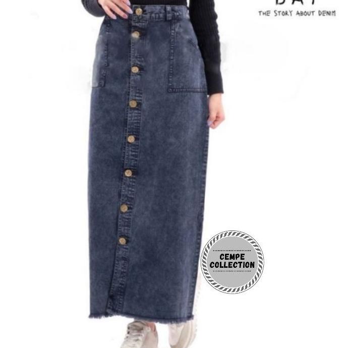 Is 10.10 >>) Long Span Jeans Skirt Button ₱690