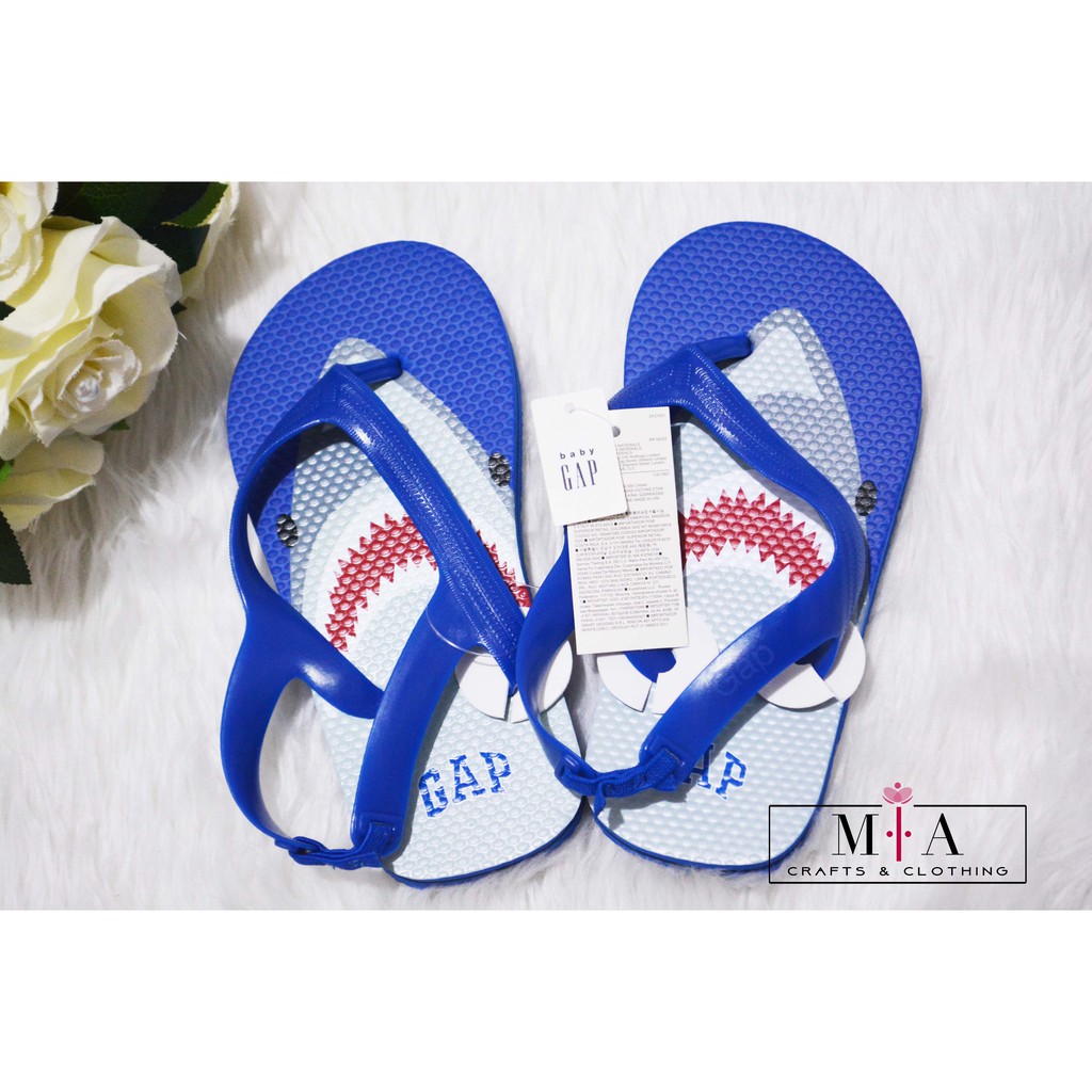 boys slippers canada