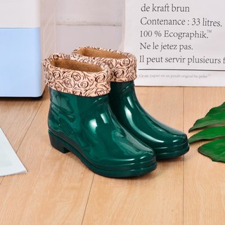 shoe department rain boots
