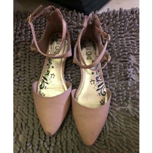payless pointed toe flats