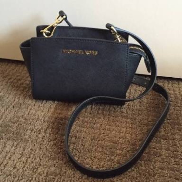 michael kors mini saffiano crossbody