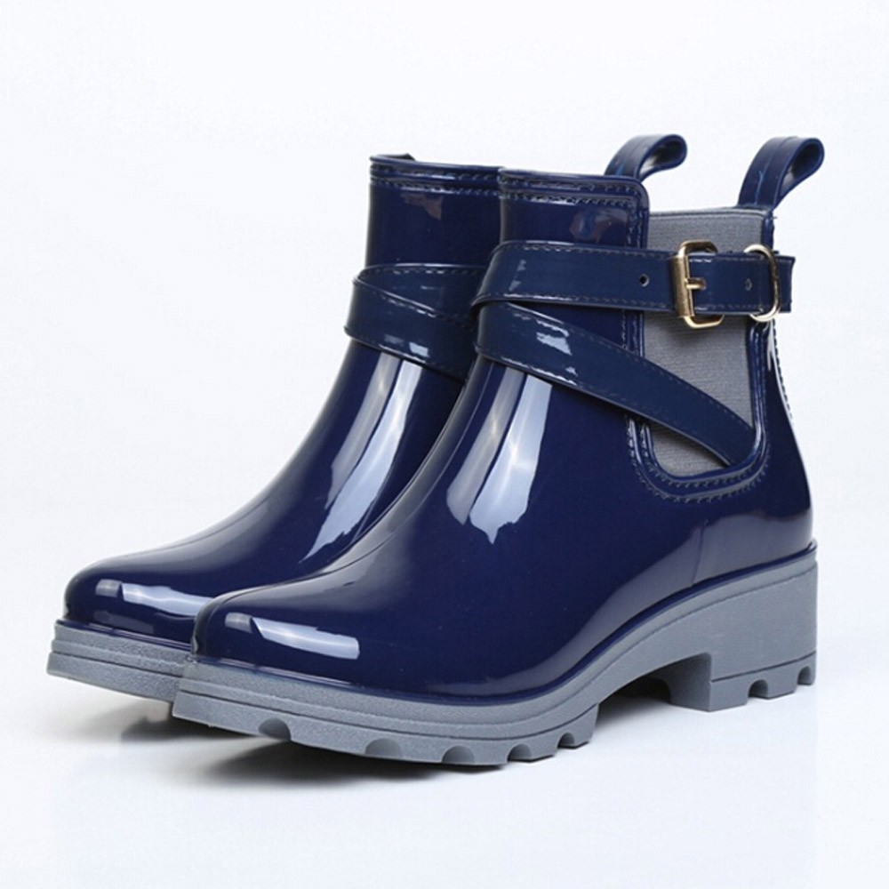 water boots for women