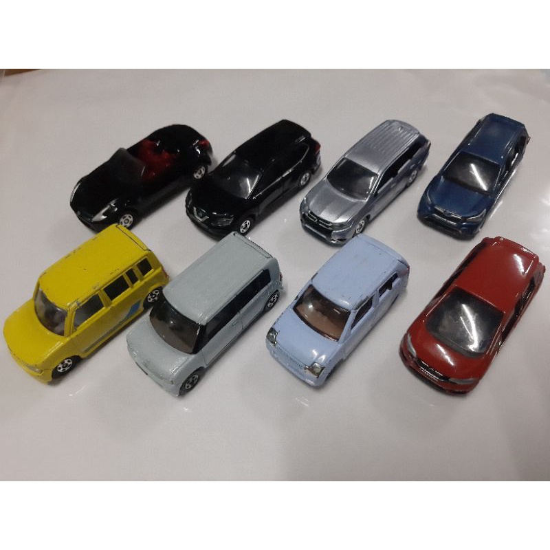 Diecast Cars / Tomica / Collectible Toy 