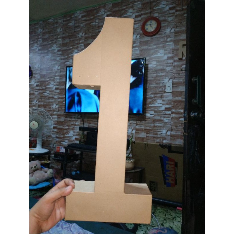 1.5 feet LETTER OR NUMBER STANDEE PAINTED | Shopee Philippines