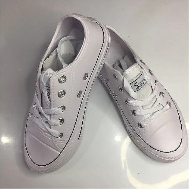 converse plastic