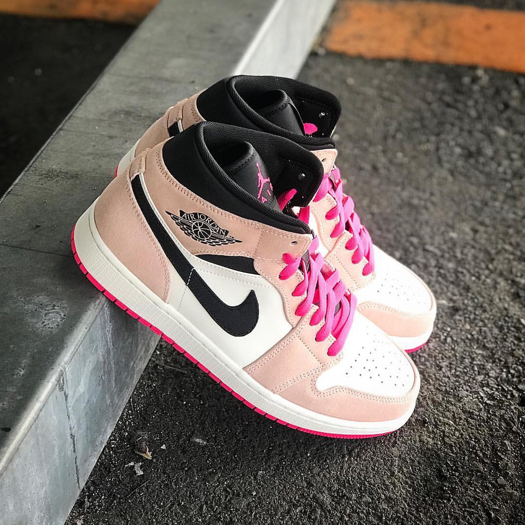 jordan 1 mid se hyper pink