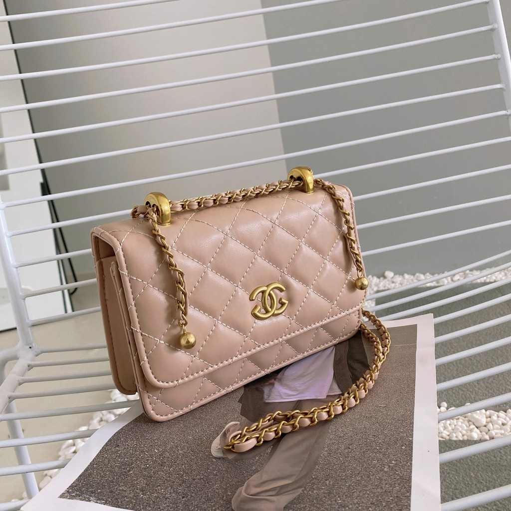 New Shoulder bag metal chain leather Korean new trend rhombus messenger