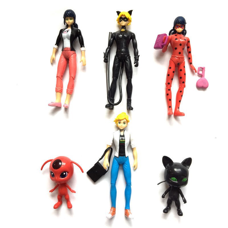 ladybug and cat noir action figures