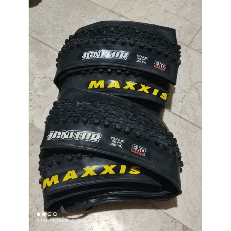 maxxis ignitor 29x2 10