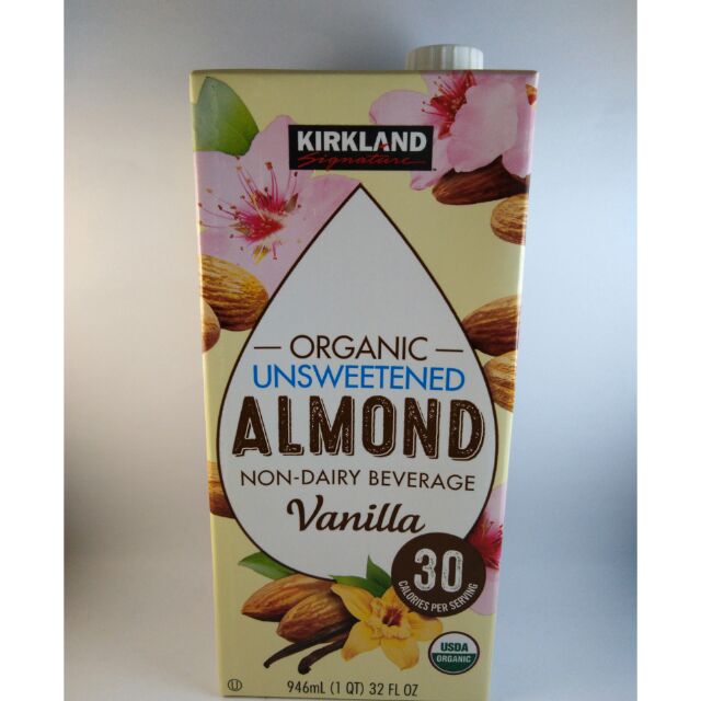 Keto approved Kirkland Organic unsweetened Almond Vanilla Milk 946 ml