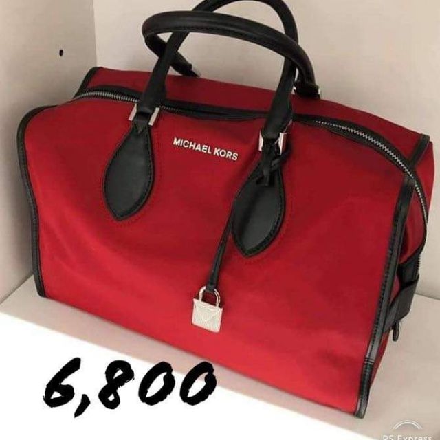 michael kors connie duffle bag