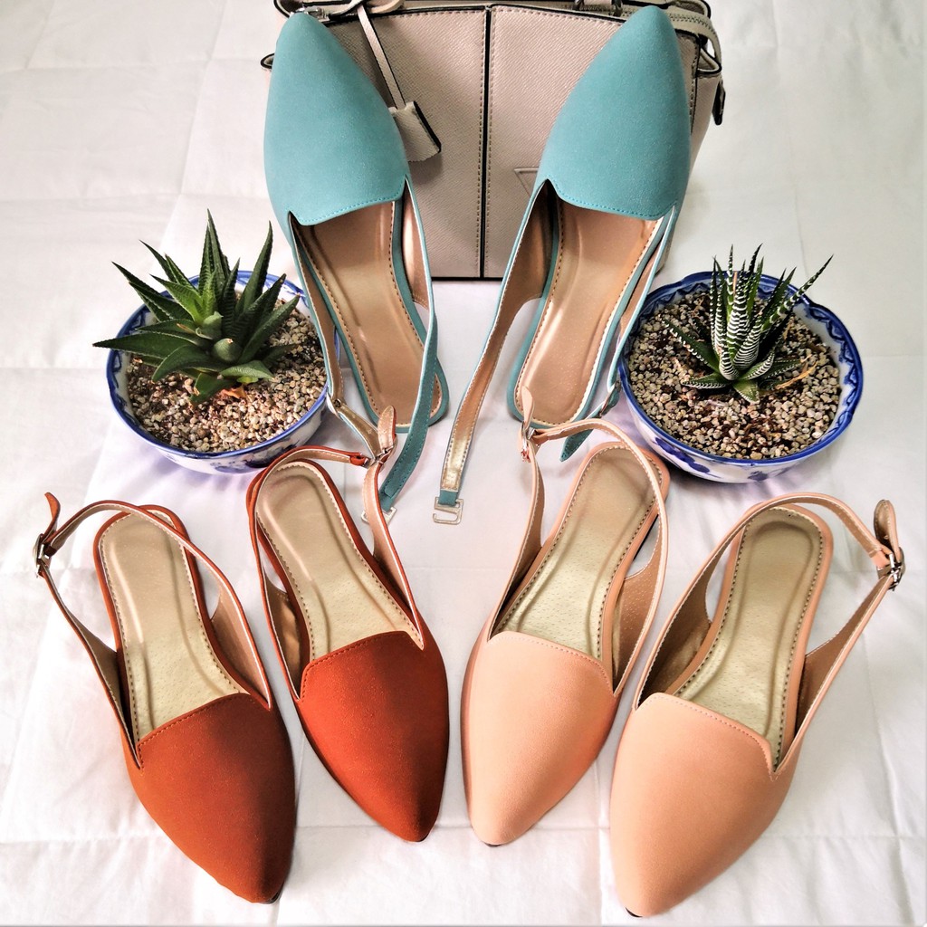 tan pointed mules