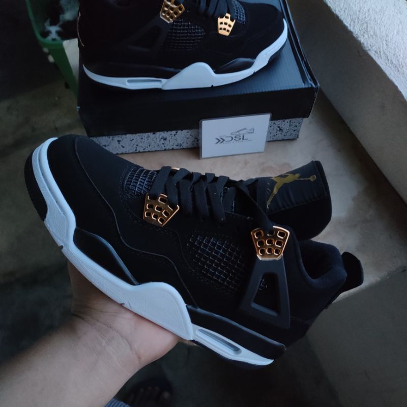 black gold 4s