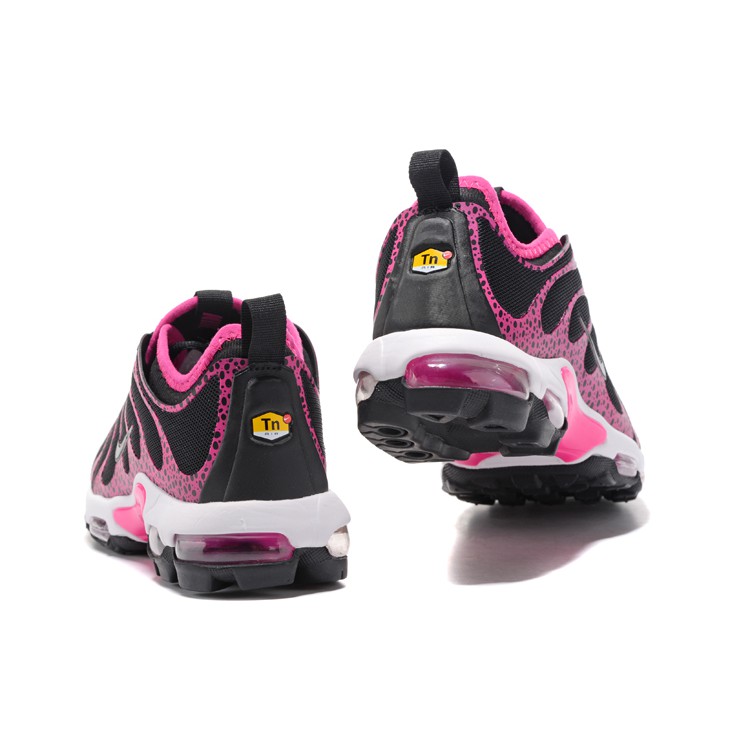 nike air max plus tn pink and black