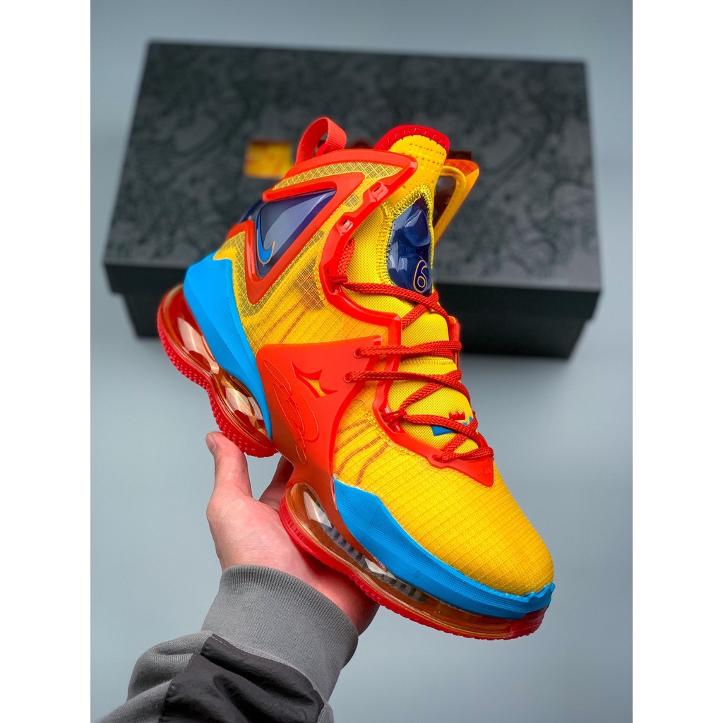 Exclusive real shot (top quality) Lebron 19 