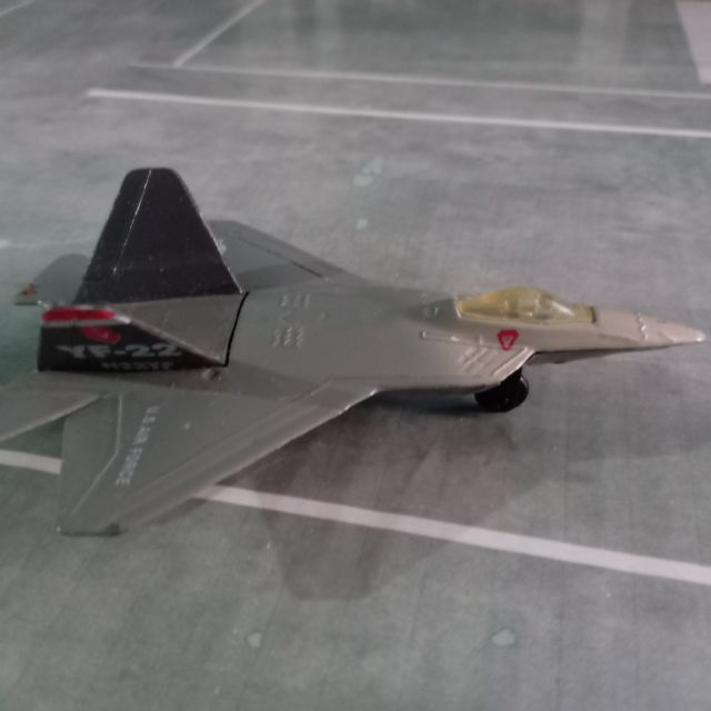 f 22 raptor toy plane