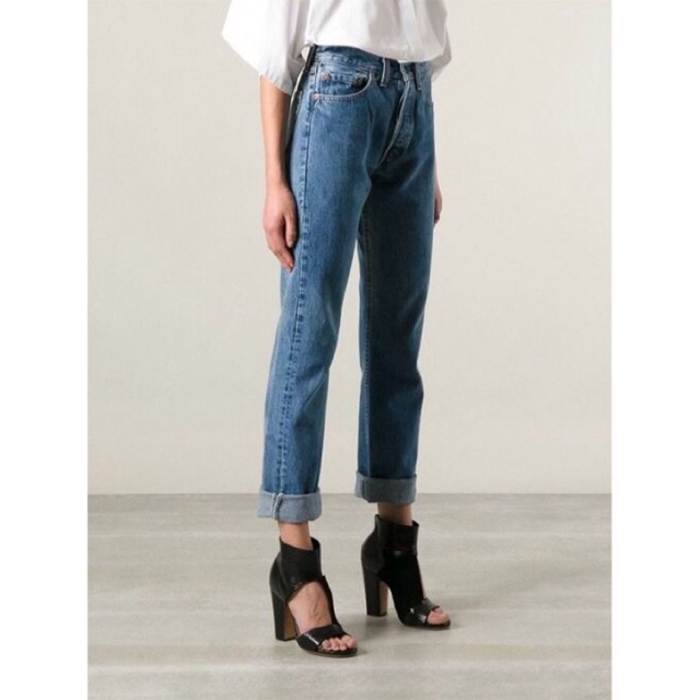 levi's girlfriend