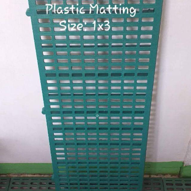 dog plastic matting size