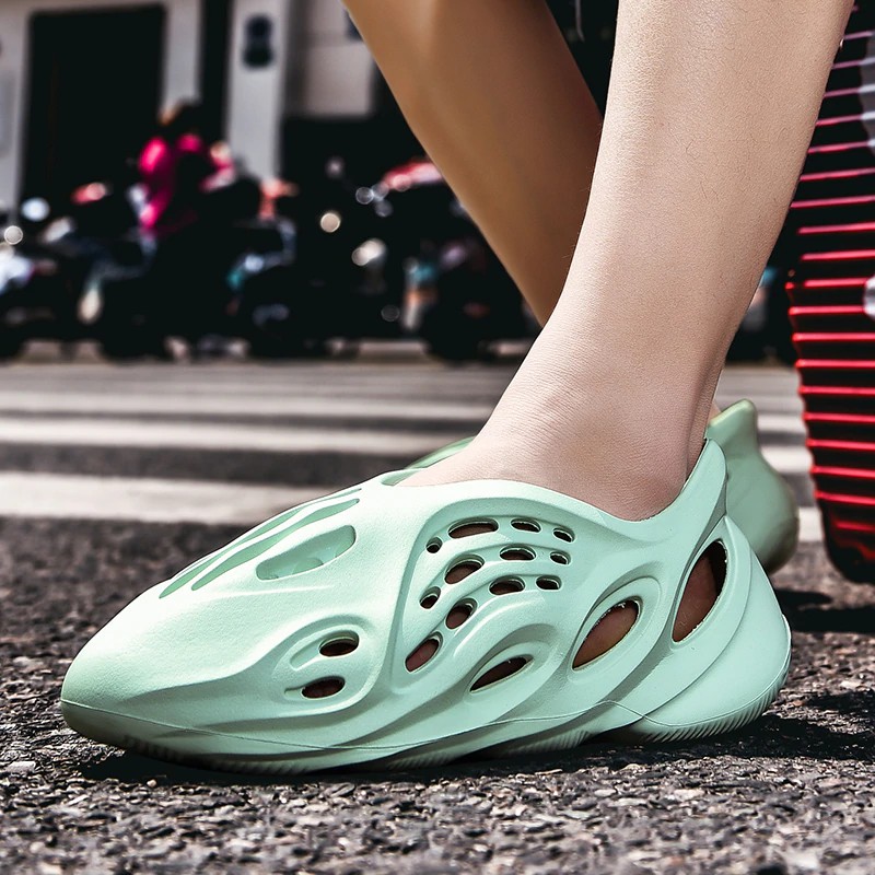 kanye west foam runner