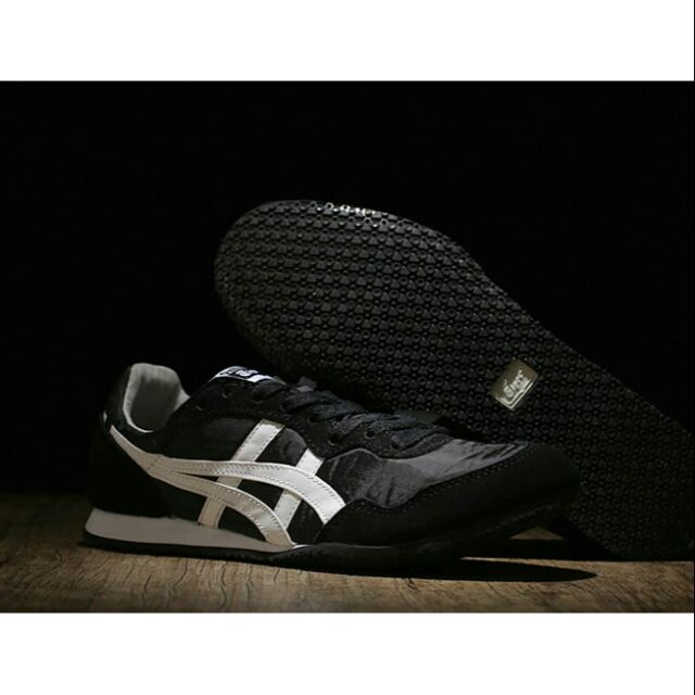 Onitsuka Tiger Serrano (Black/ White) | Shopee Philippines