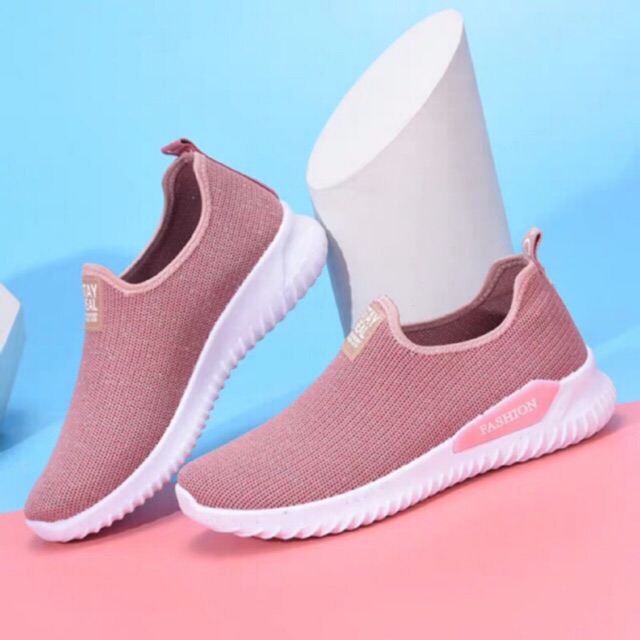 slip on rubber shoes womens