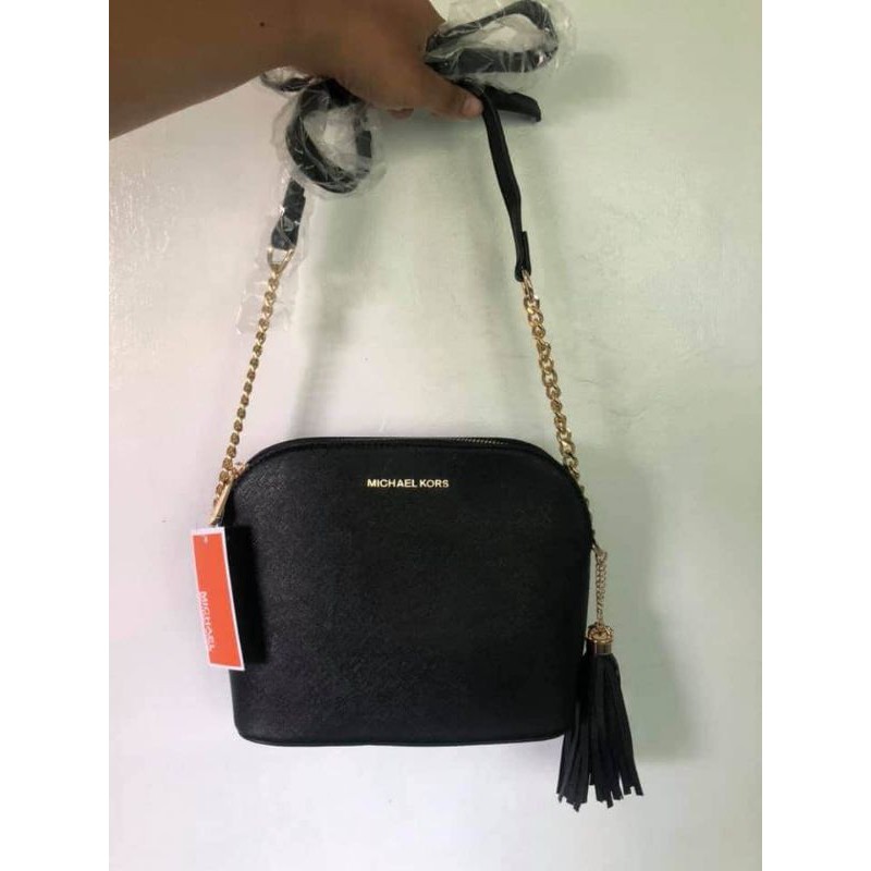 mk sling bag black