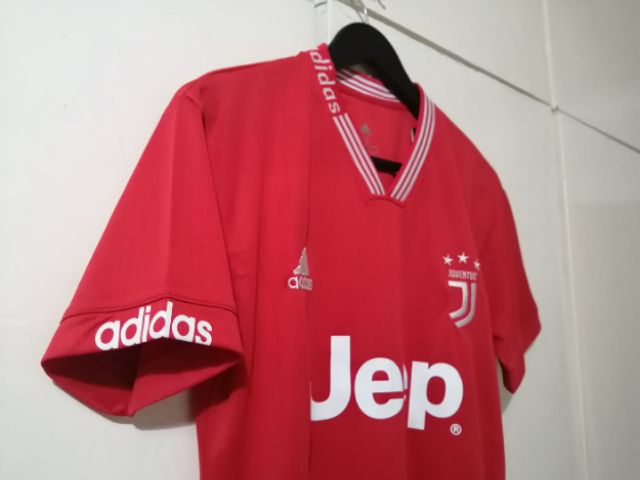 football jersey red
