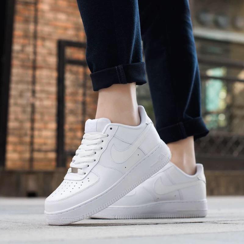 womens white air force ones