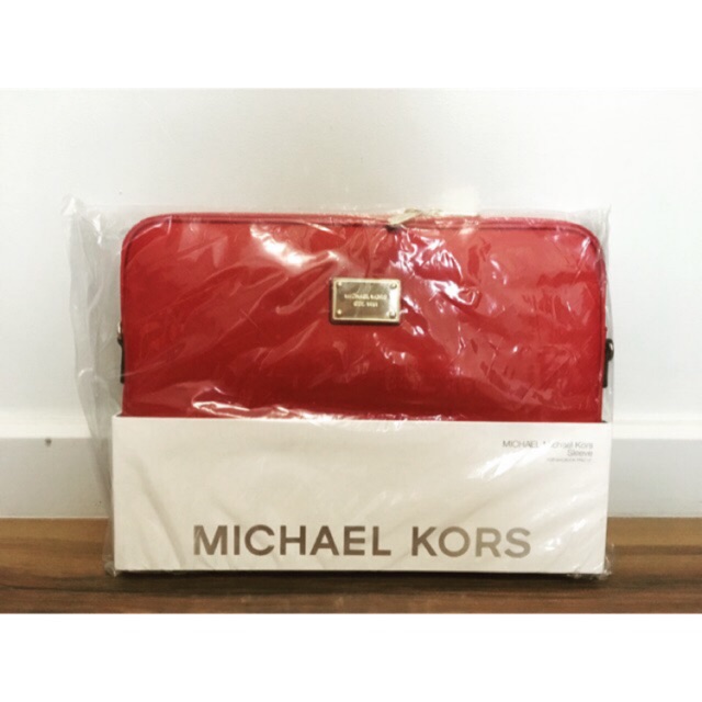michael kors sleeve for macbook pro