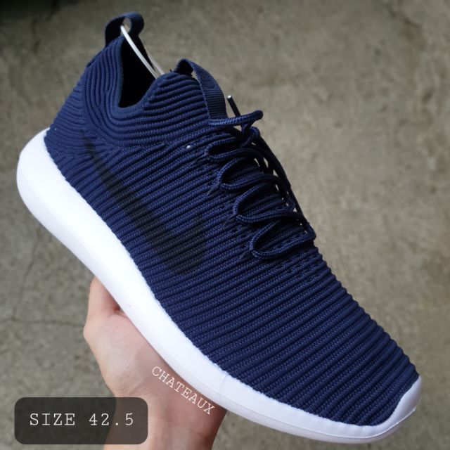 nike knitted running shoes