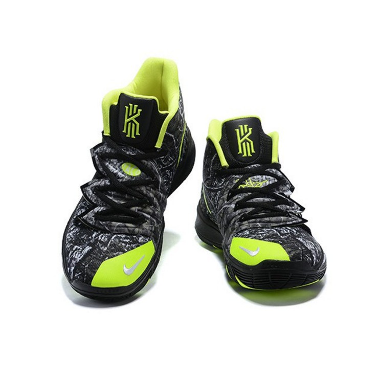 Nike Kyrie 5 'Bandulu' Grade School Kids 'Basketball Shoe