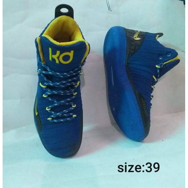 kd blue and yellow