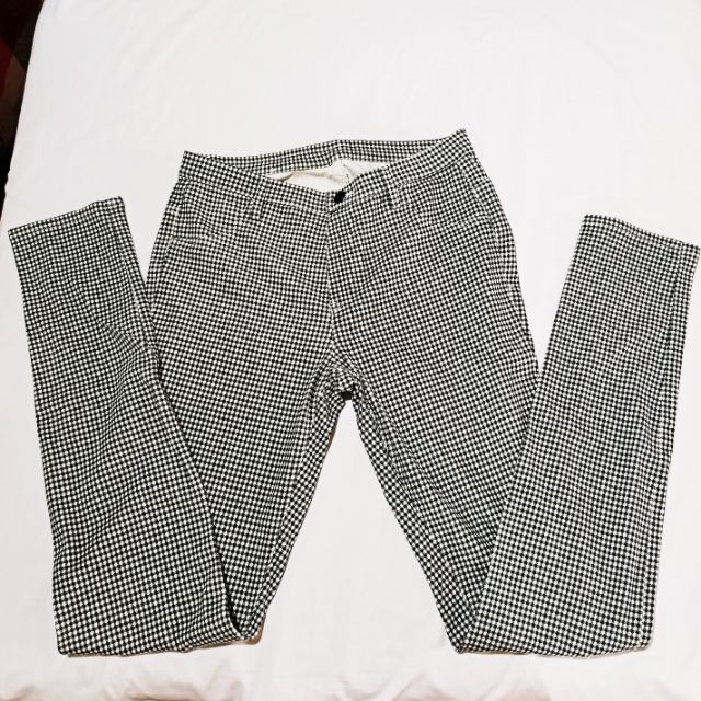 uniqlo checkered pants