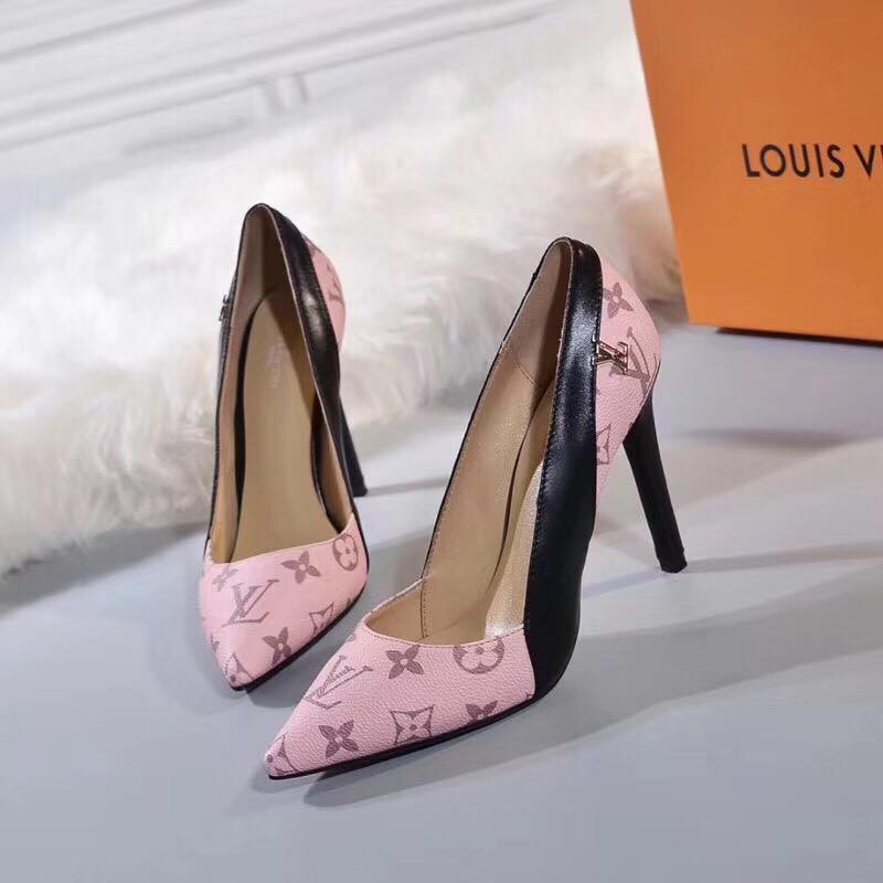 louis vuitton pink heels