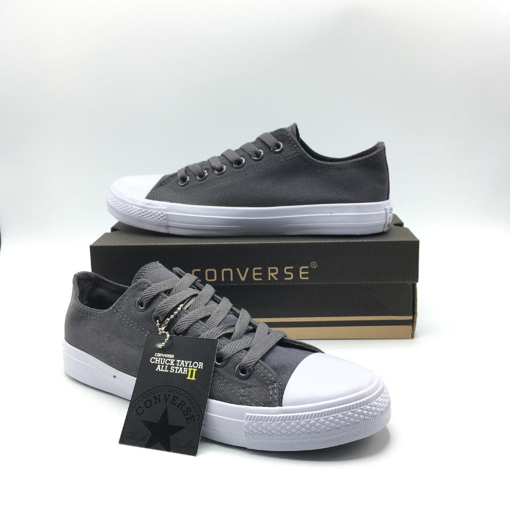 chuck taylor 2 grey