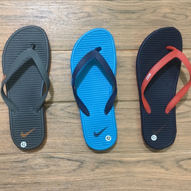 nike solarsoft ii flip flops