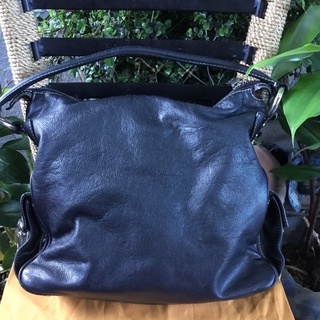 MARC JACOBS HOBO with RIRI ZIPPERS.BROKEN PULLER | Shopee Philippines