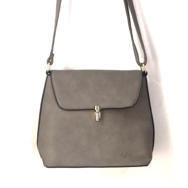 ayla sling bag