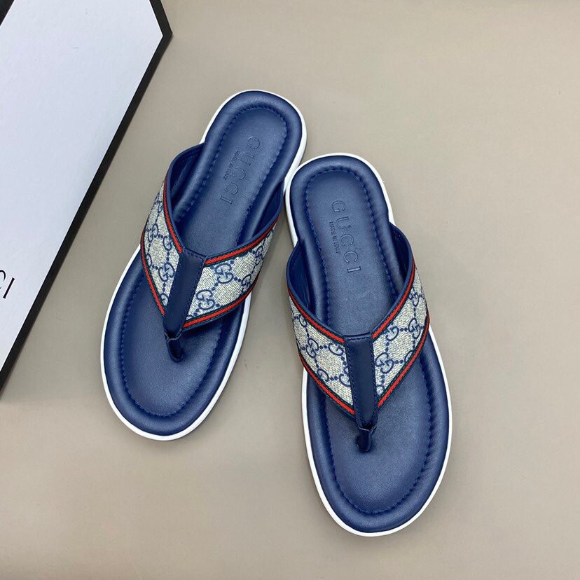 gucci beach slippers