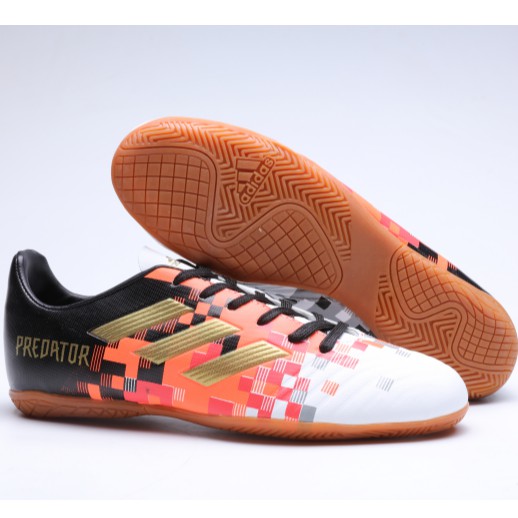 predator futsal shoes